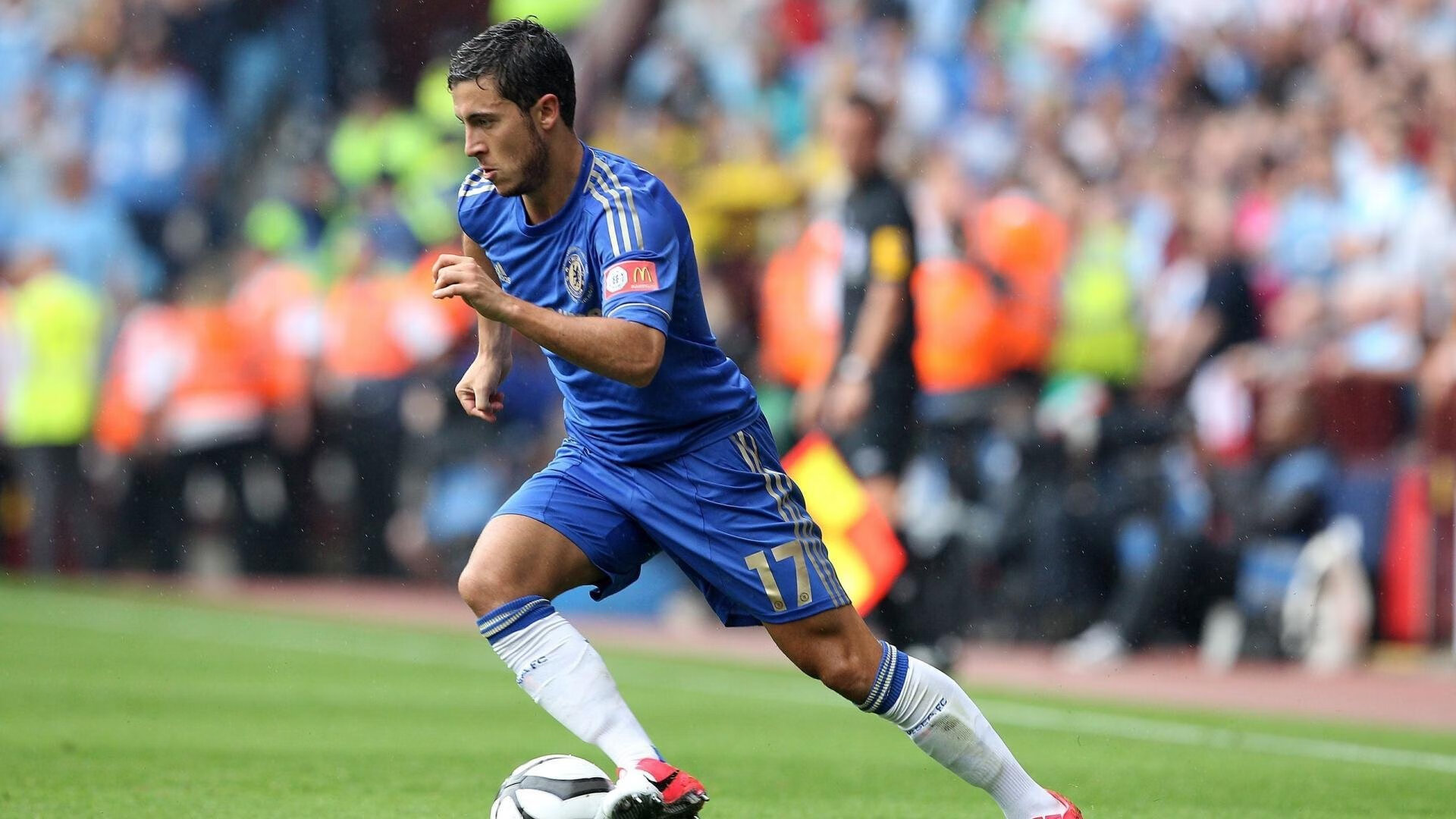 公牛不断突破！，哈兰德连续十五场比赛得分超过爆冷全场沸腾不已