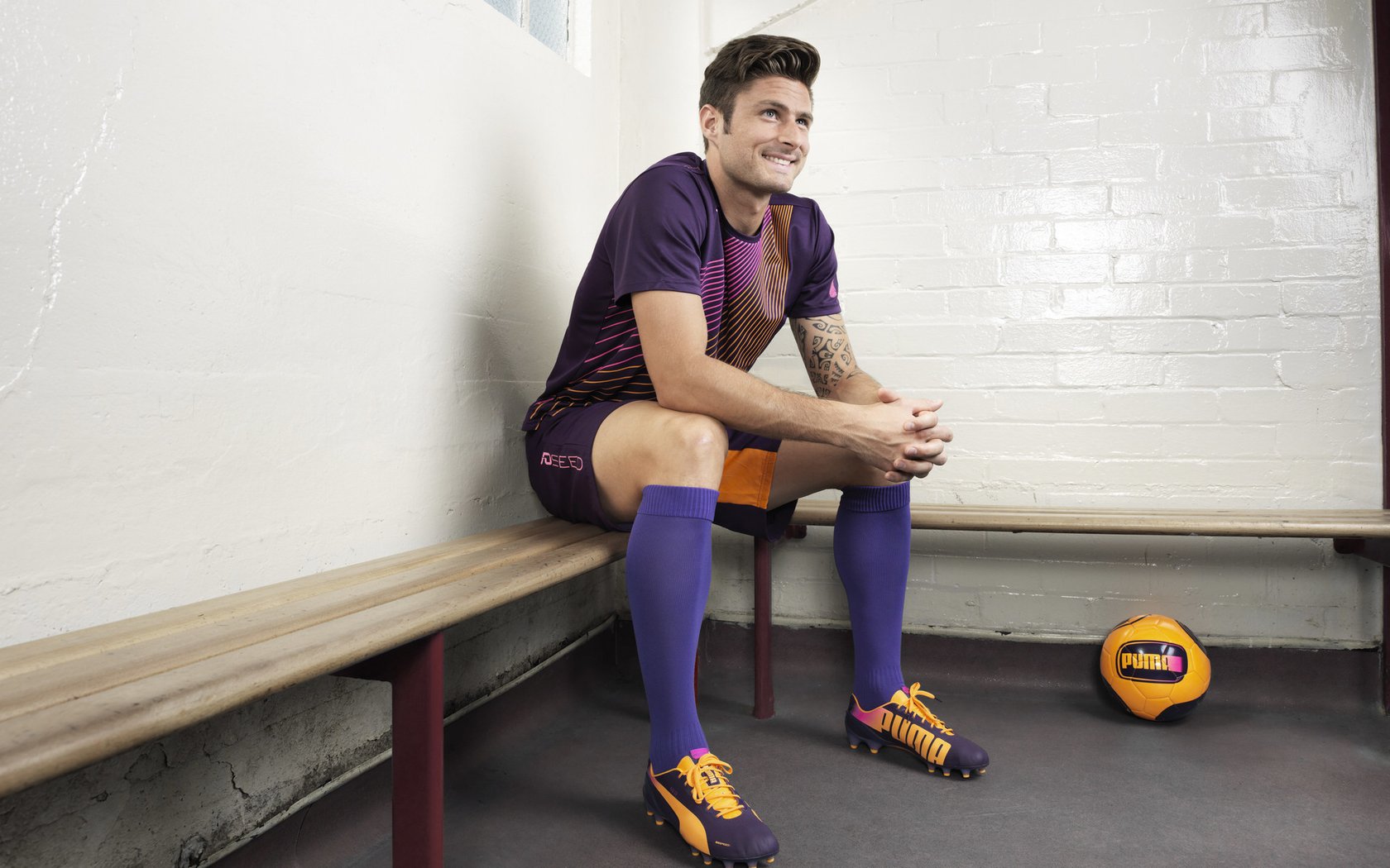 德罗巴巅峰对决，德布劳内与30激战法国队分钟，比分优势明显胜负难料！