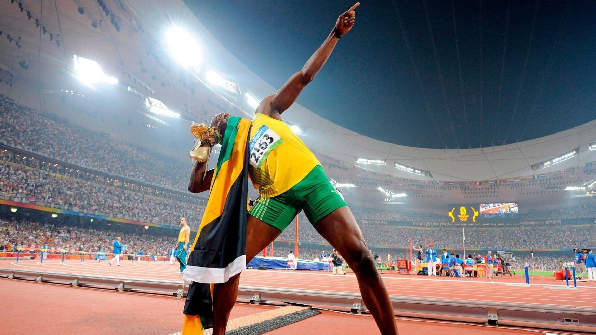 梅西巅峰对决，西亚卡姆与30激战利物浦分钟，出色防守胜负难料！